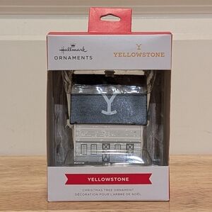 BNIB Hallmark x Yellowstone Dutton Ranch Barn House Christmas Tree Ornament